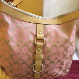 Beautiful pink Coach Signature bag!!